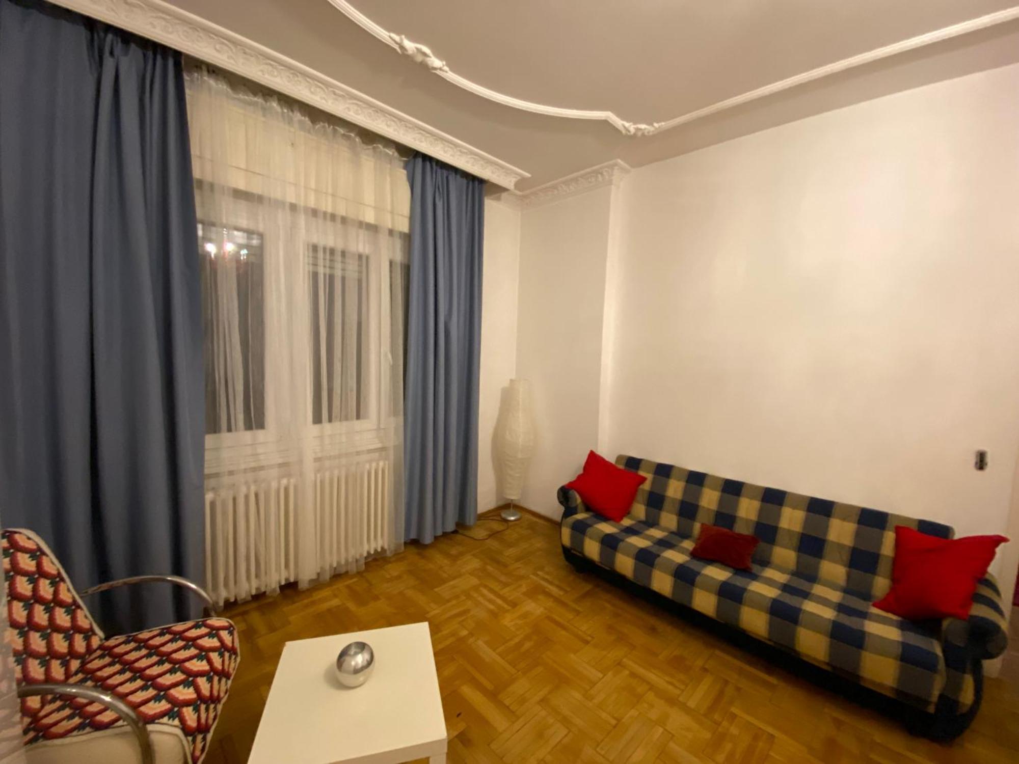 Apartment With Balcony And Ac Next To Danube Budapeste Exterior foto