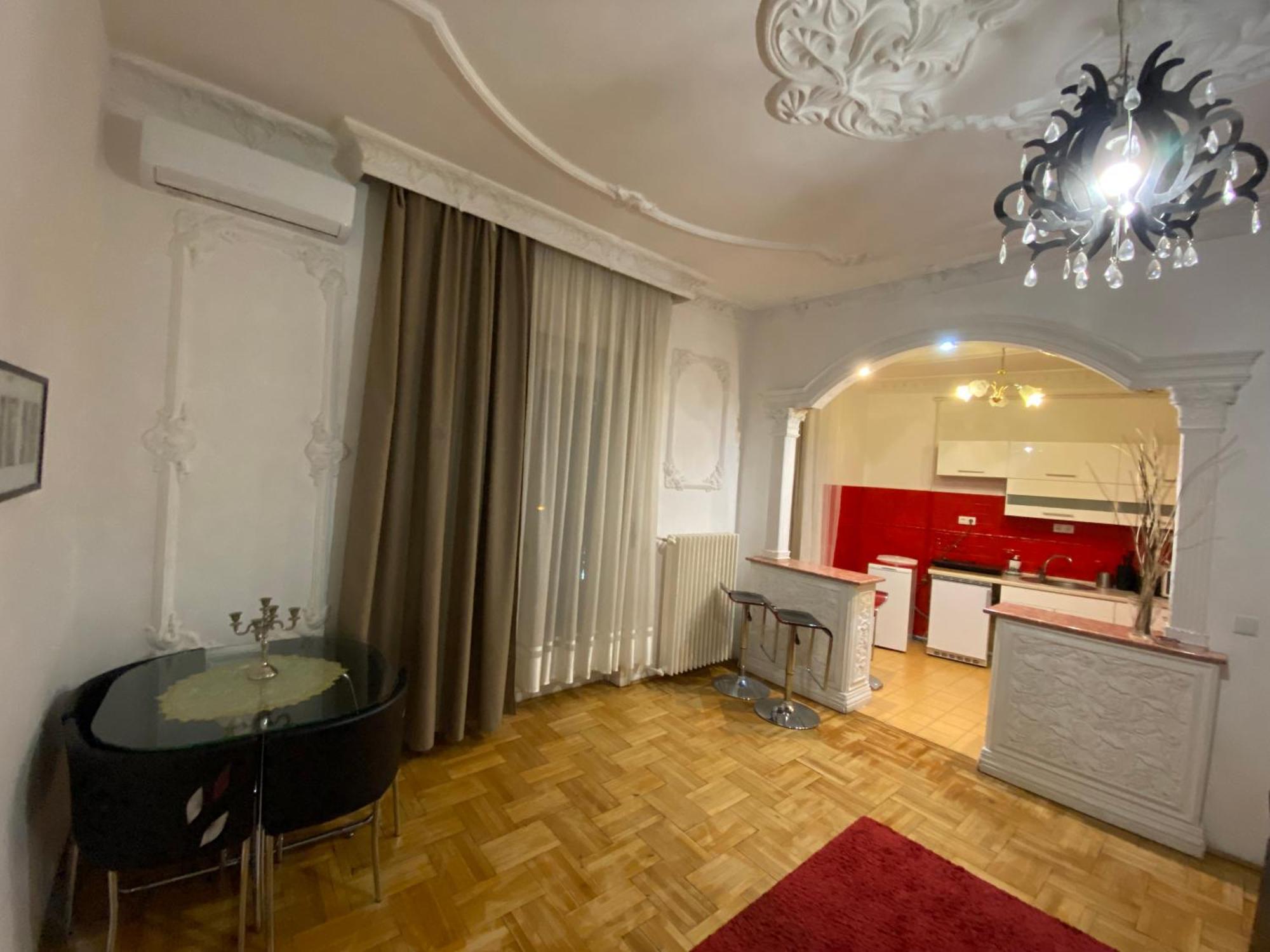 Apartment With Balcony And Ac Next To Danube Budapeste Exterior foto