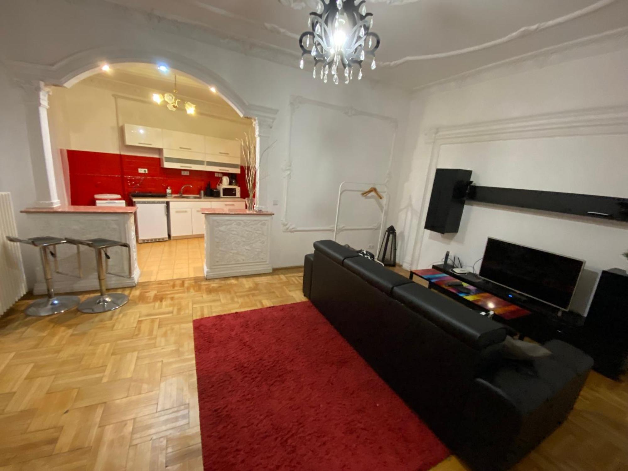 Apartment With Balcony And Ac Next To Danube Budapeste Exterior foto